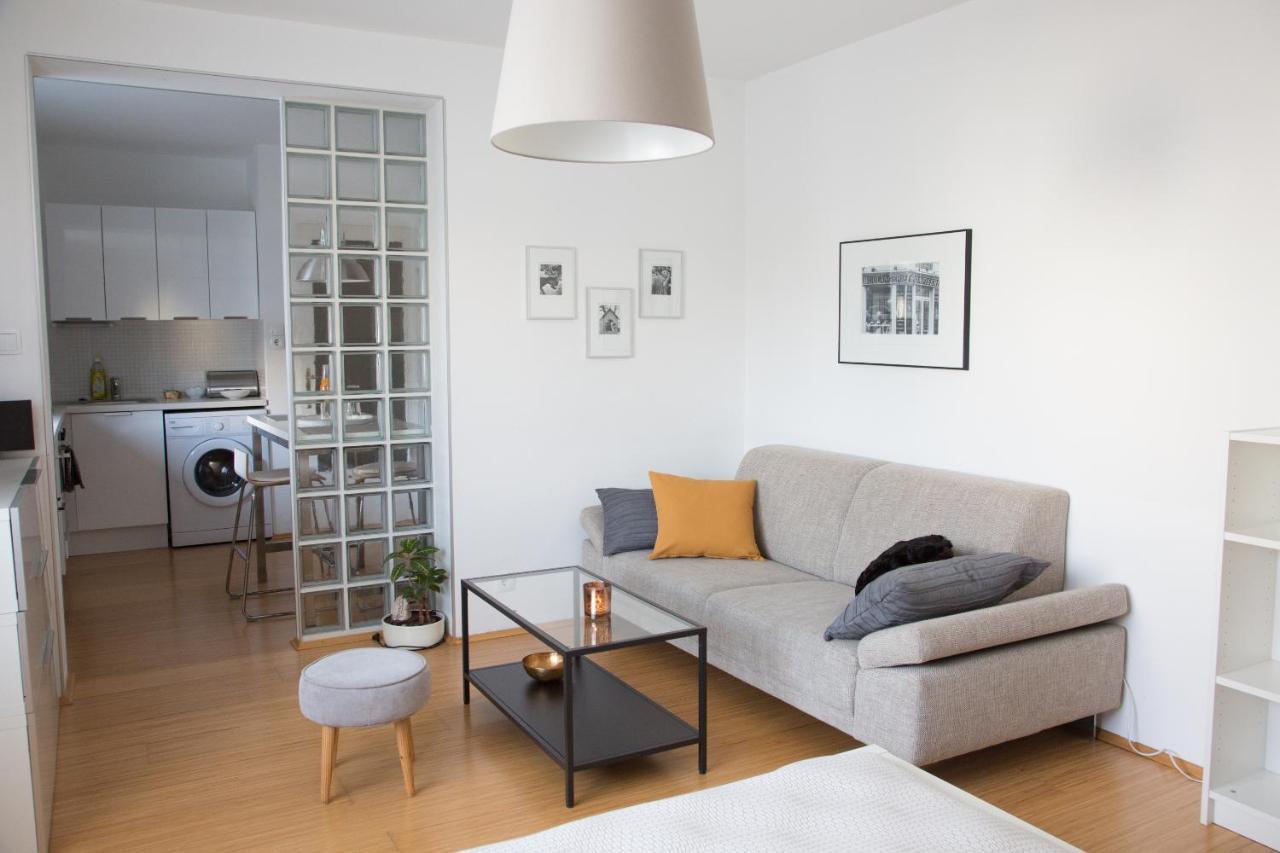 All You Need Apartment Виена Екстериор снимка